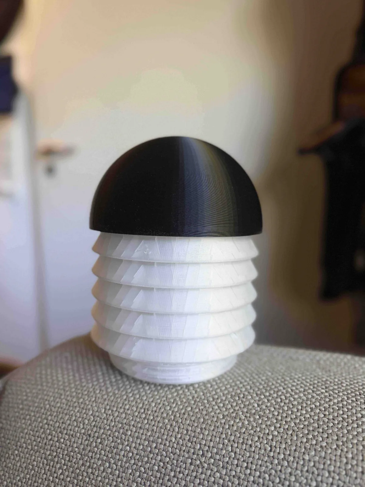 Fertig gedrucktes Ersatzglas für BEGA Pollerleuchte 99137 in Detailansicht